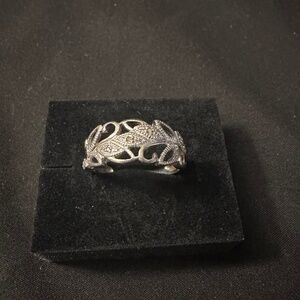 Sterling Silver 925 Leaf Style Ring Size 9